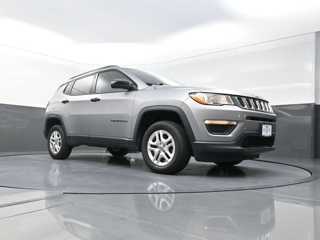 Used 2018 Jeep Compass Sport AWD/4WD image 23