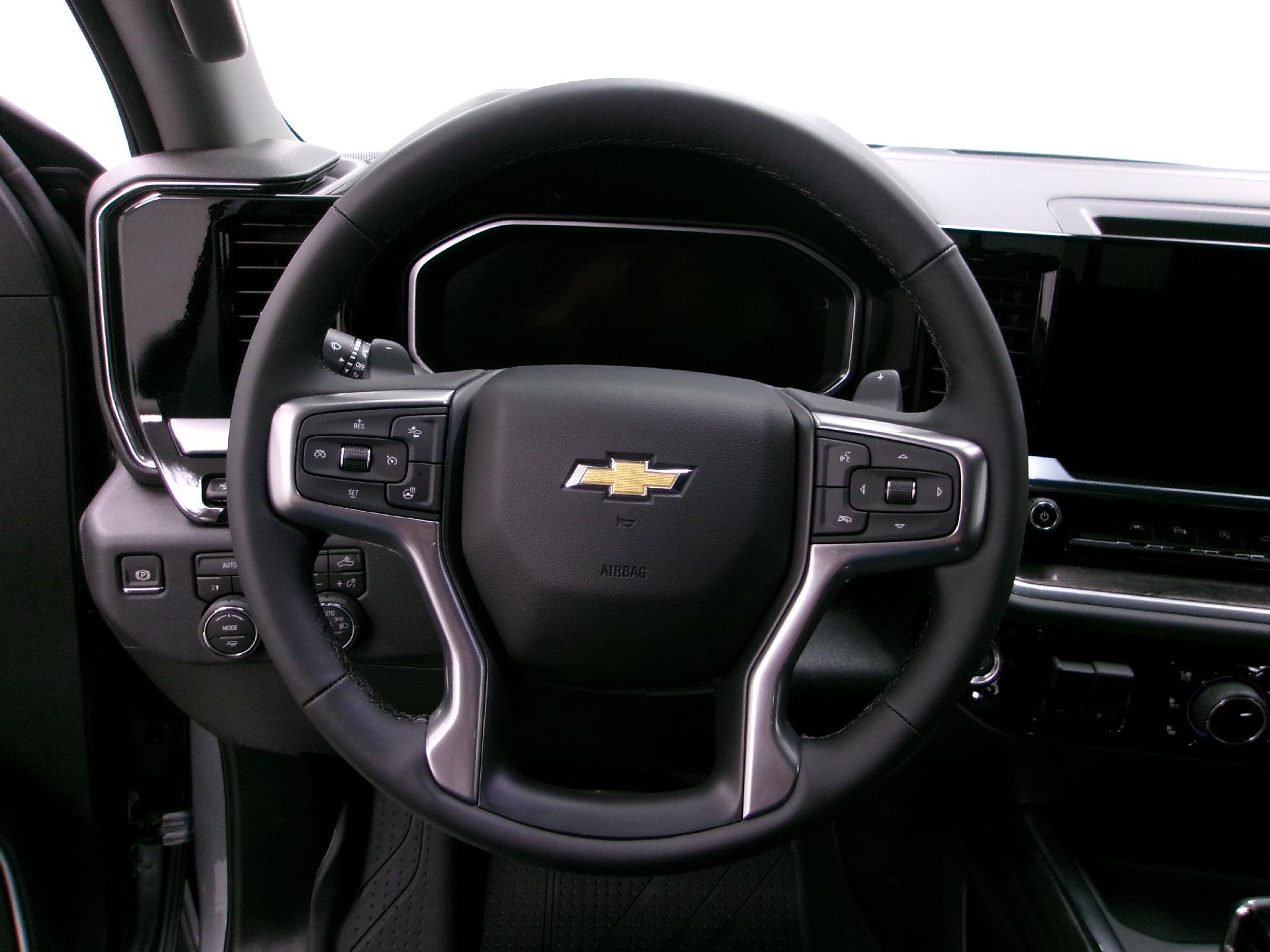 New 2026 Chevrolet Silverado 1500 LTZ w/ Technology Package AWD/4WD image 7
