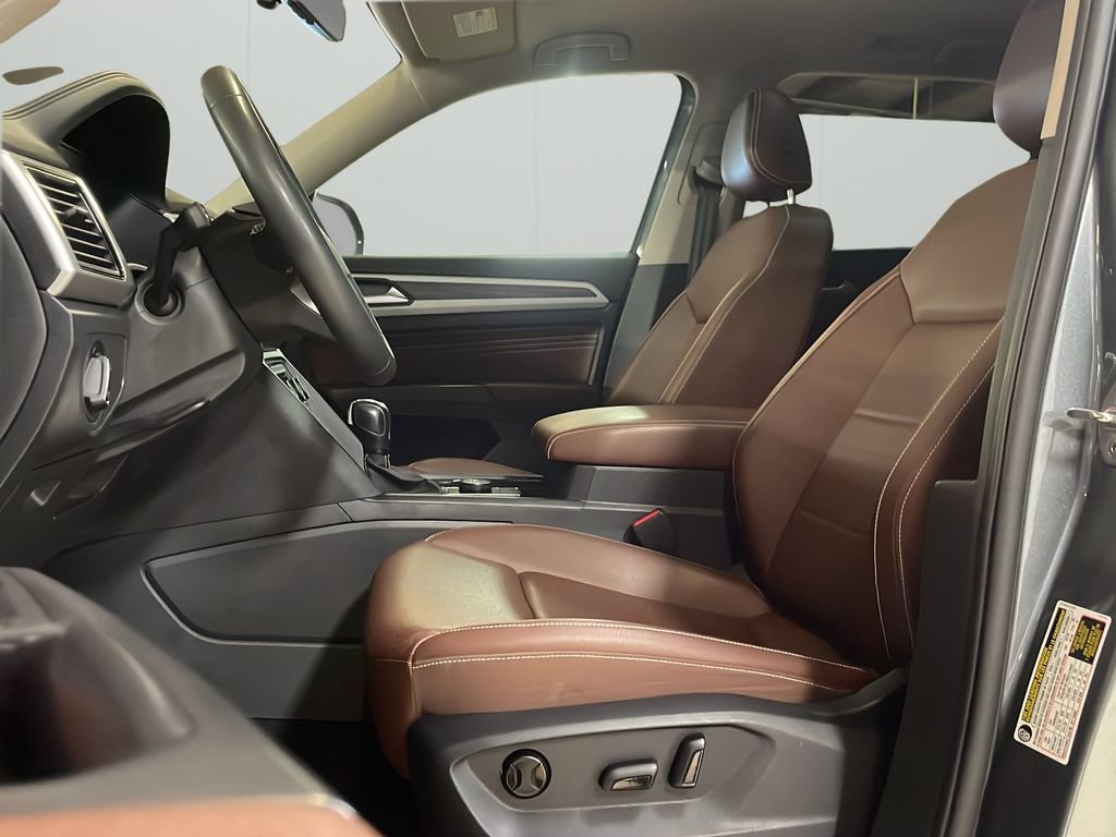 Used 2023 Volkswagen Atlas SE w/ Panoramic Sunroof Package AWD/4WD image 11