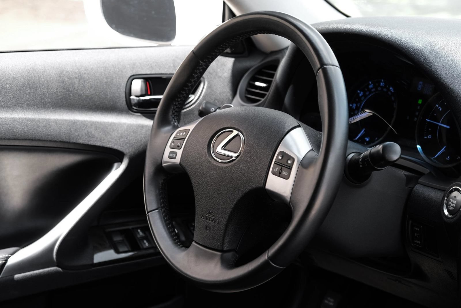 Used 2013 Lexus IS 250C RWD image 11