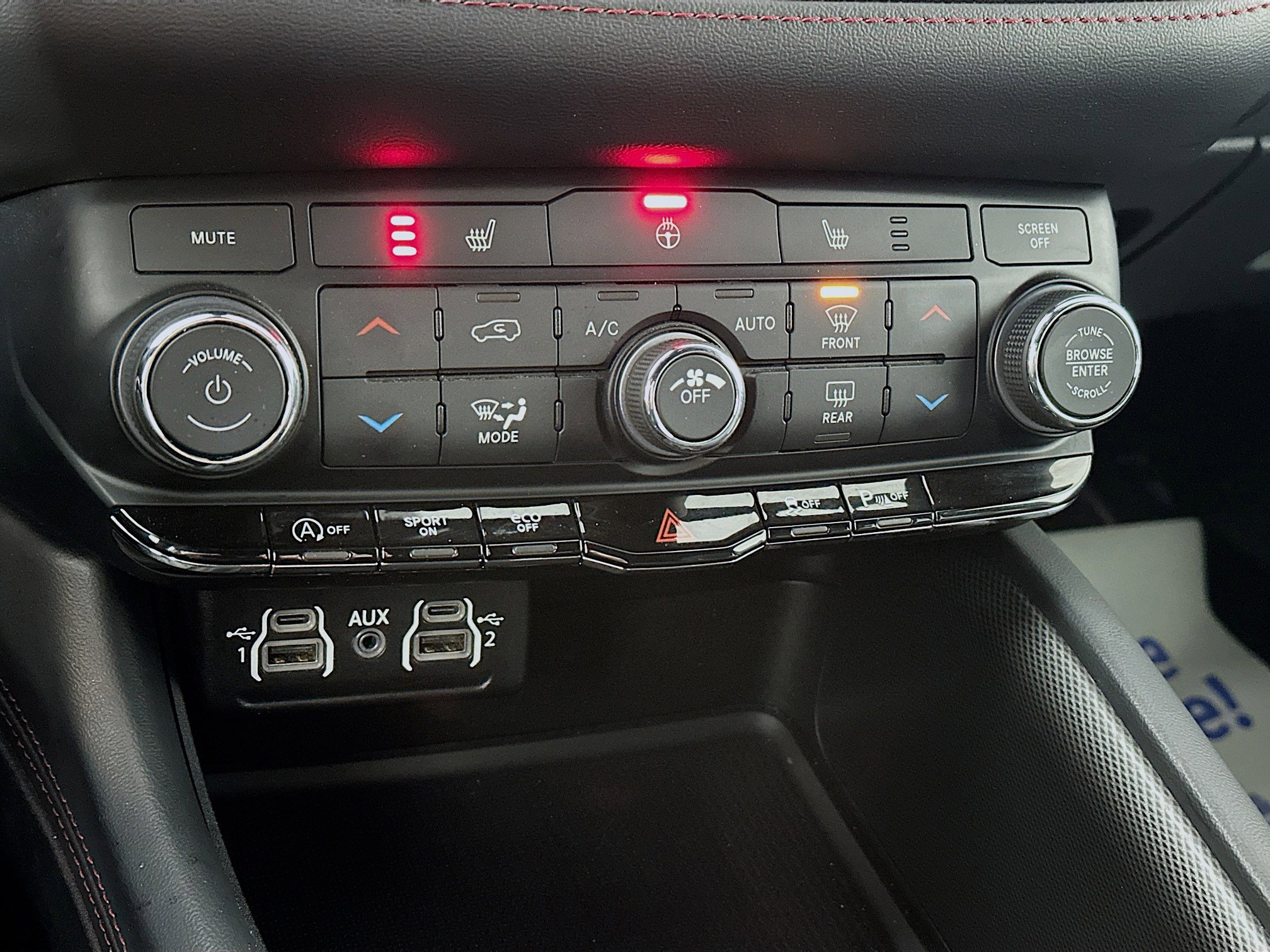 Used 2025 Dodge Durango GT AWD/4WD image 16