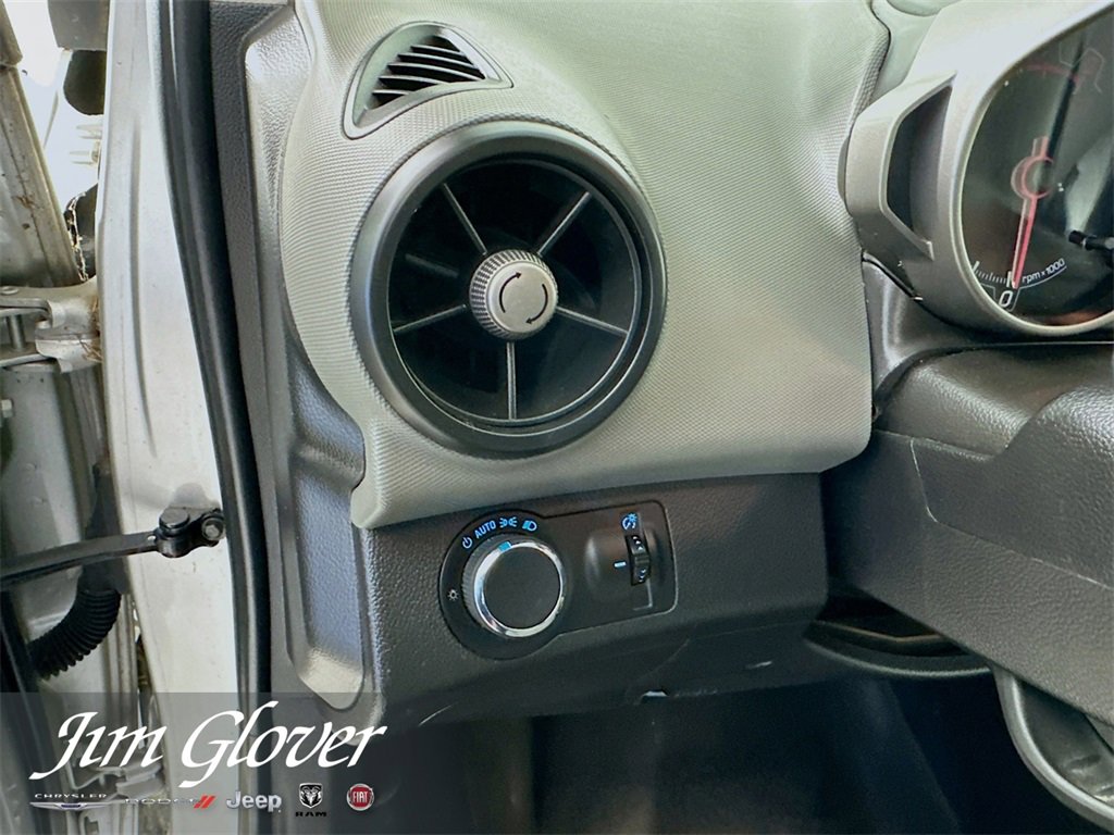 Used 2013 Chevrolet Sonic LS image 22