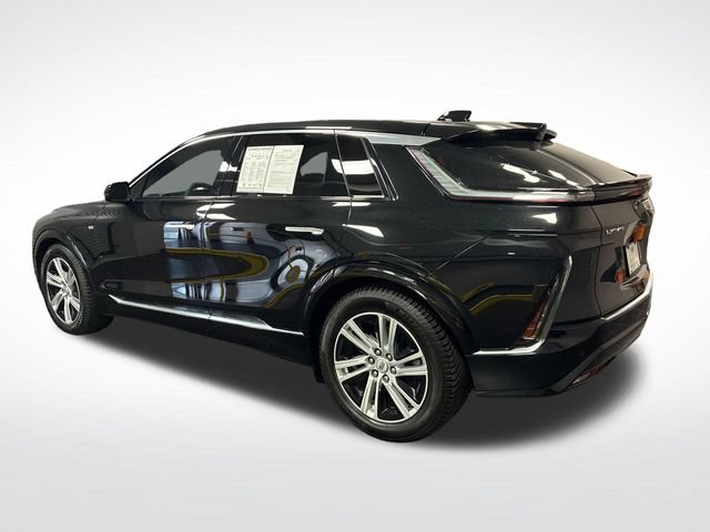 Certified 2024 Cadillac Lyriq Tech RWD image 3