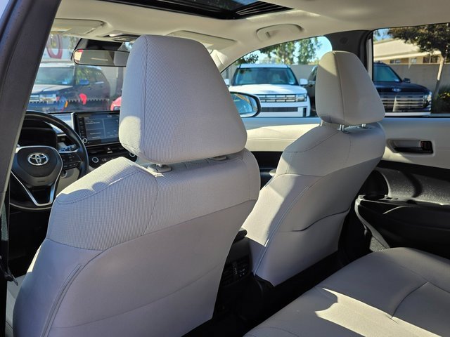 Used 2022 Toyota Corolla Cross LE image 17