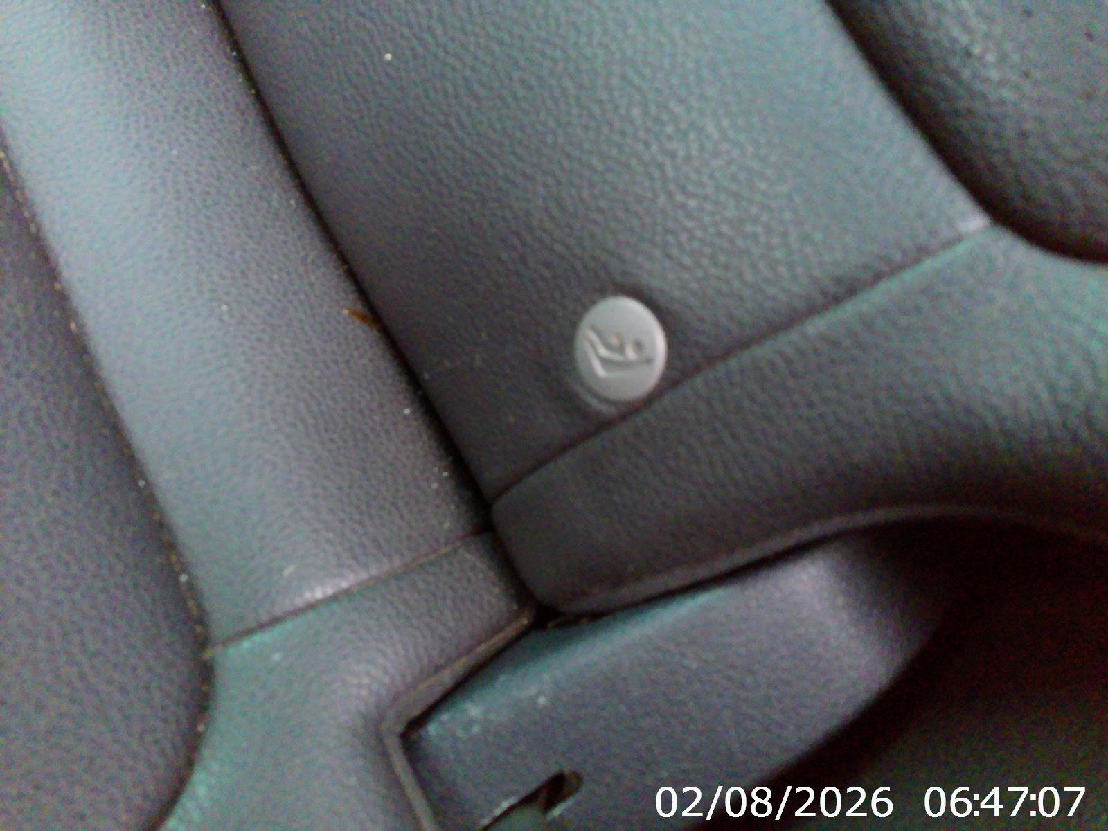 Used 2014 Volkswagen Tiguan SE image 24