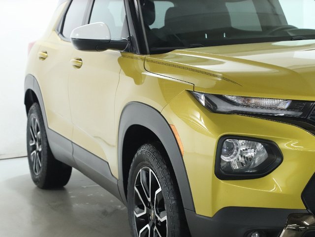 Used 2023 Chevrolet TrailBlazer ACTIV w/ Sun and Liftgate Package image 8