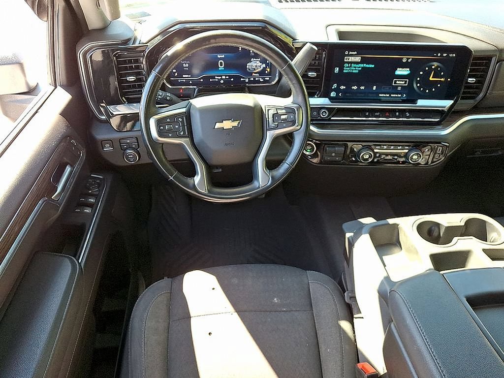 Used 2024 Chevrolet Silverado 3500 LT w/ Convenience Package AWD/4WD image 11