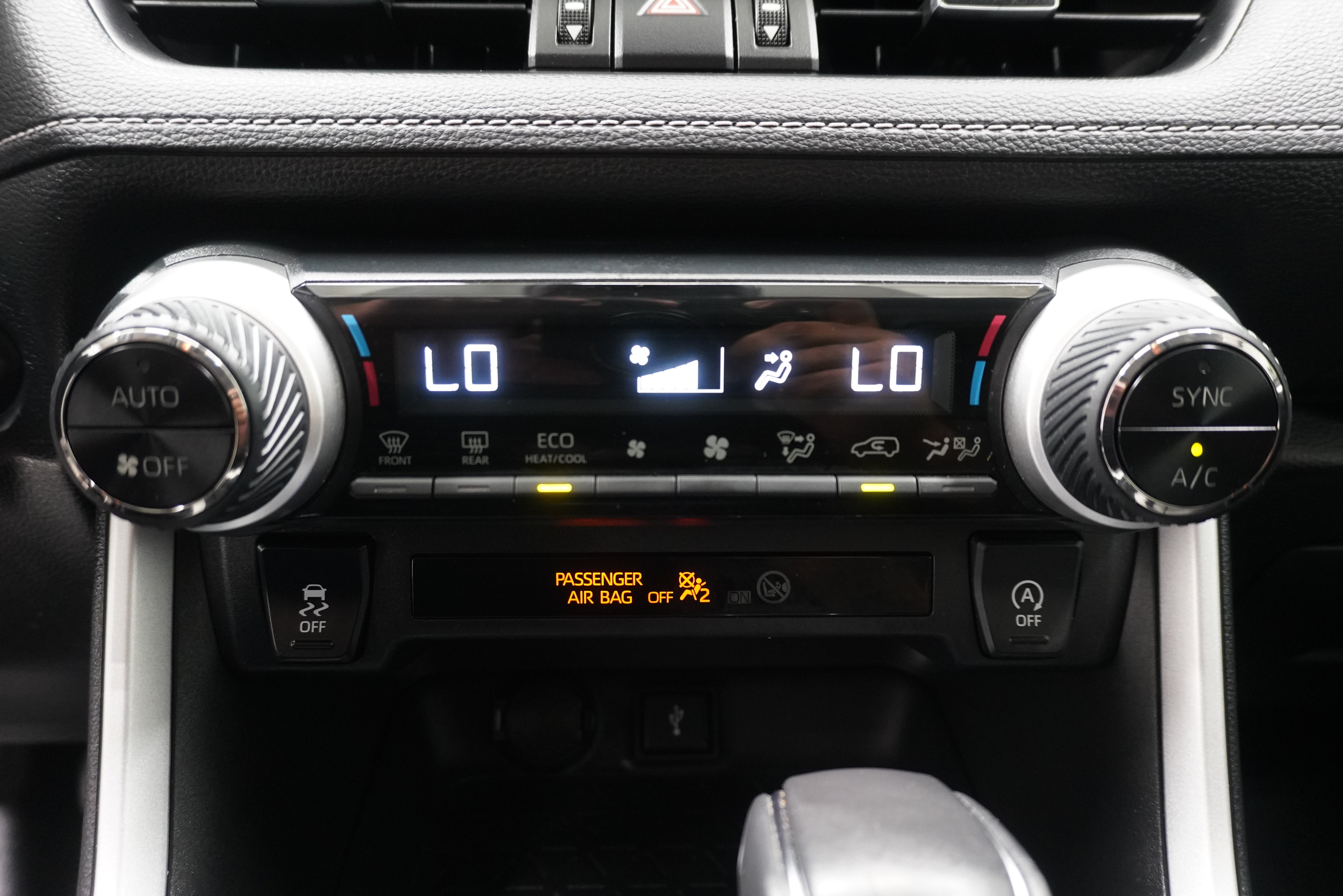 Used 2021 Toyota RAV4 XLE Premium FWD image 21