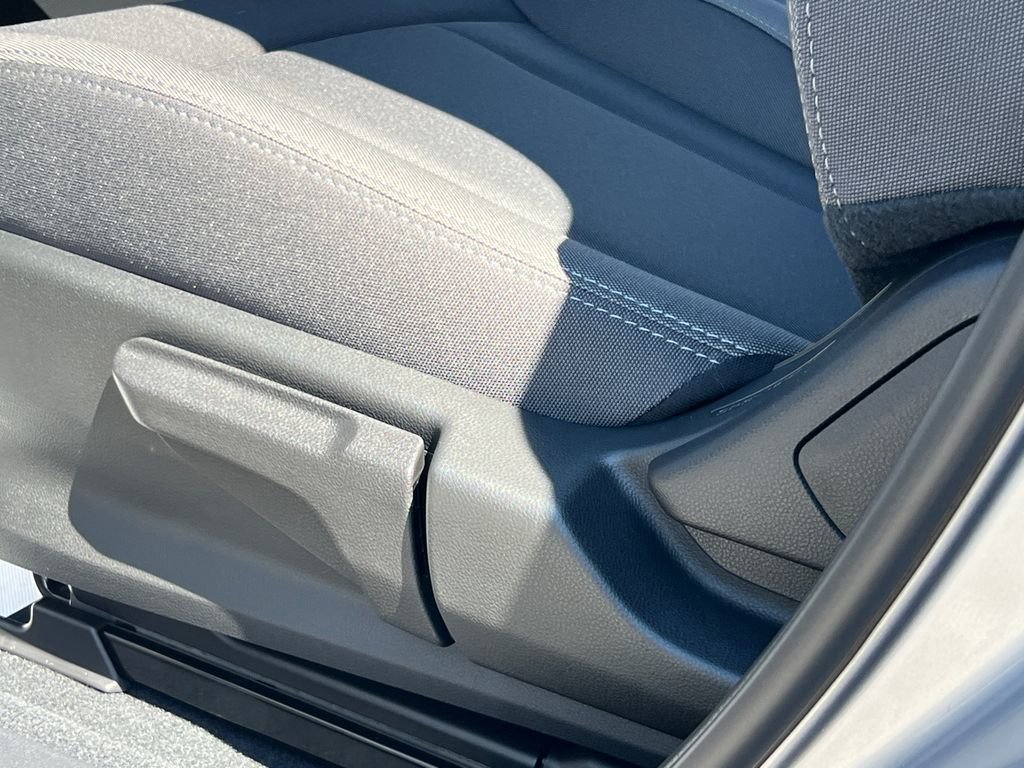 New 2025 Subaru Crosstrek 2.5i Premium image 17