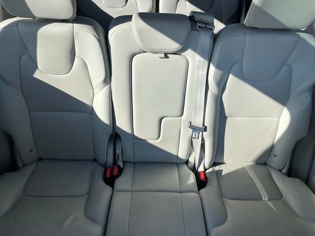 Used 2023 Volvo XC90 B6 Plus w/ Protection Package Premier image 24