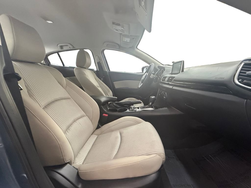 Used 2016 MAZDA MAZDA3 i Sport w/ Preferred Equipment Package FWD image 16