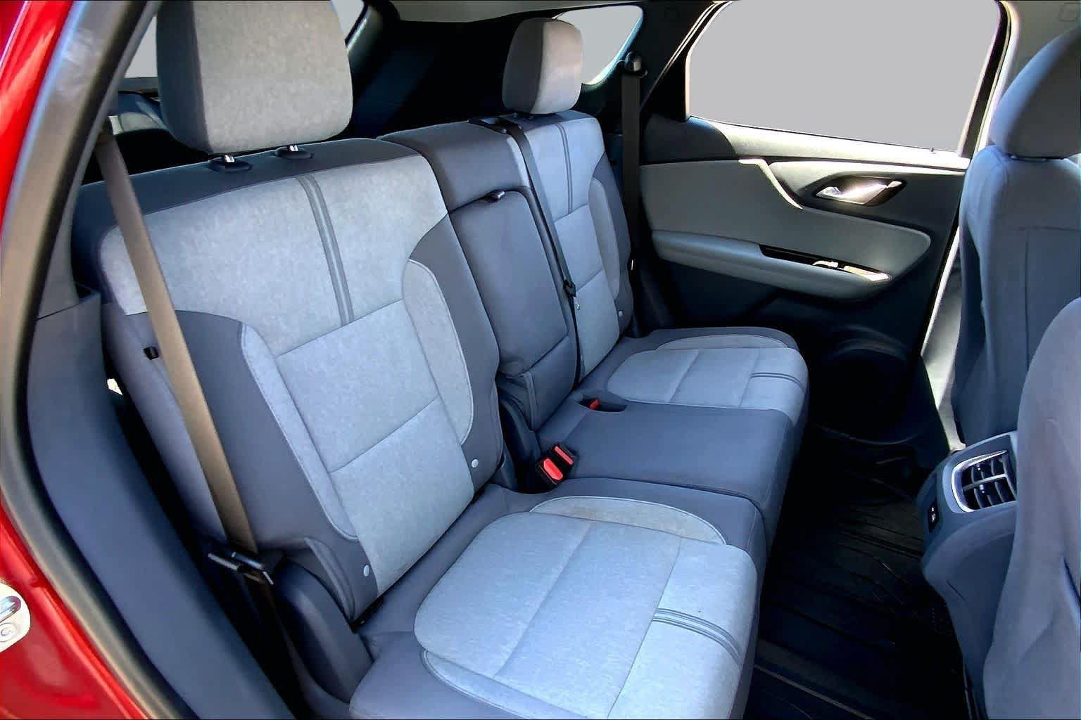 Used 2022 Chevrolet Blazer LT w/ LPO, Floor Liner Package FWD image 19