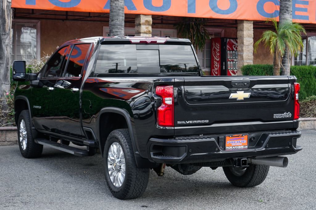 Used 2023 Chevrolet Silverado 2500 High Country AWD/4WD image 6