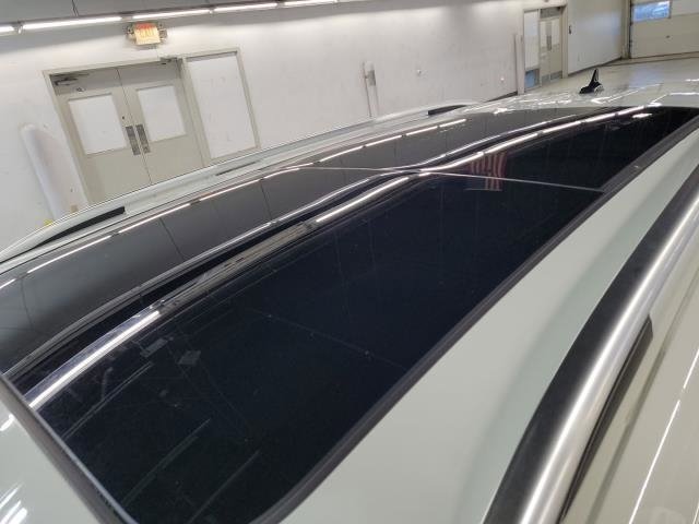 Used 2024 Volkswagen Tiguan Wolfsburg Edition image 16