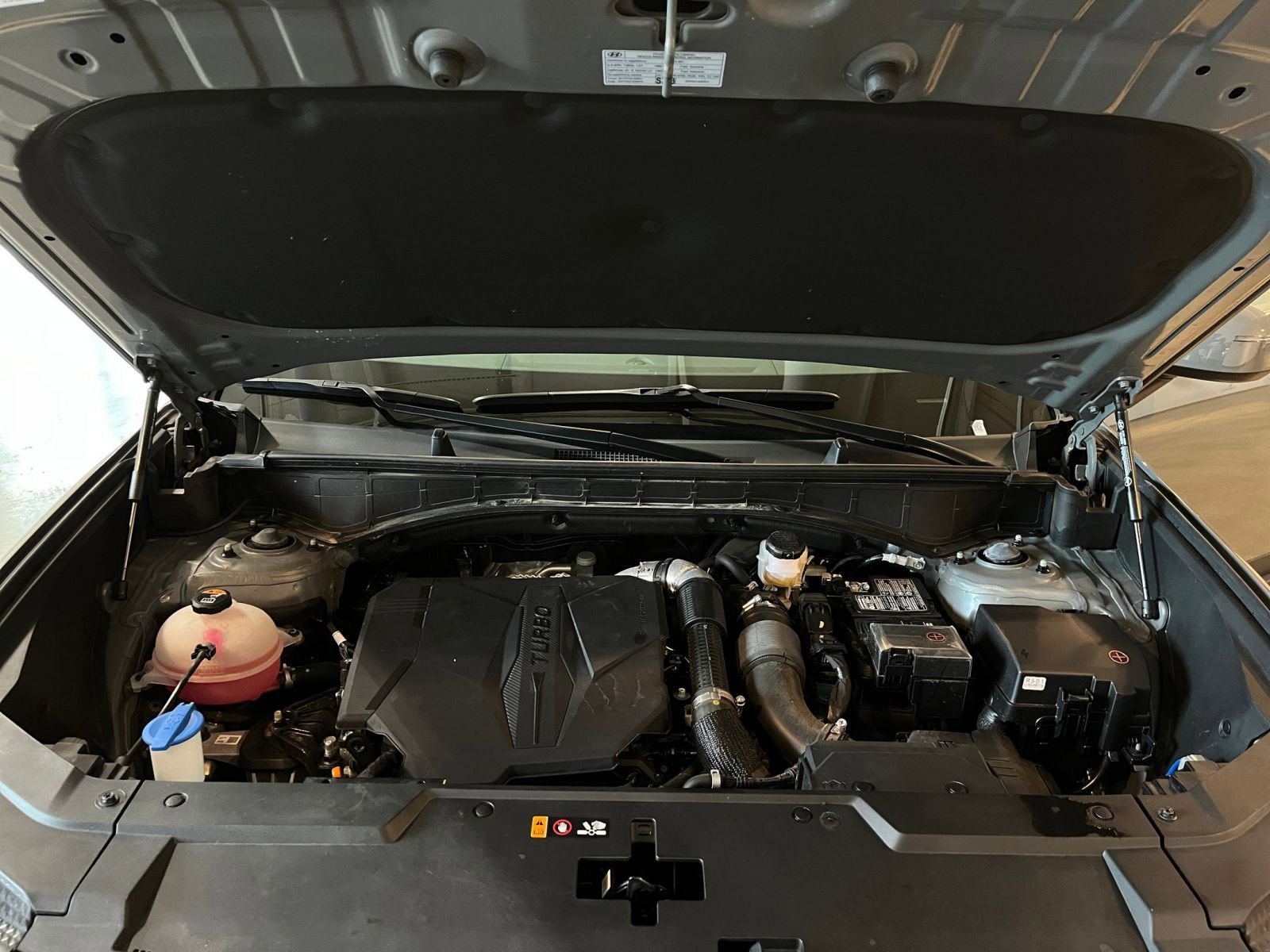 Used 2025 Hyundai Santa Fe SEL AWD/4WD image 34