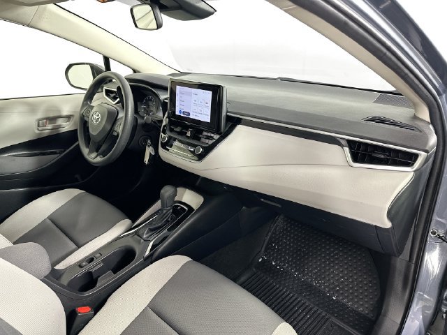 Used 2024 Toyota Corolla LE FWD image 27