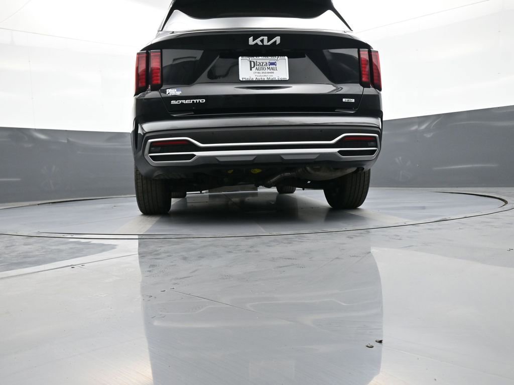 Certified 2023 Kia Sorento EX image 33