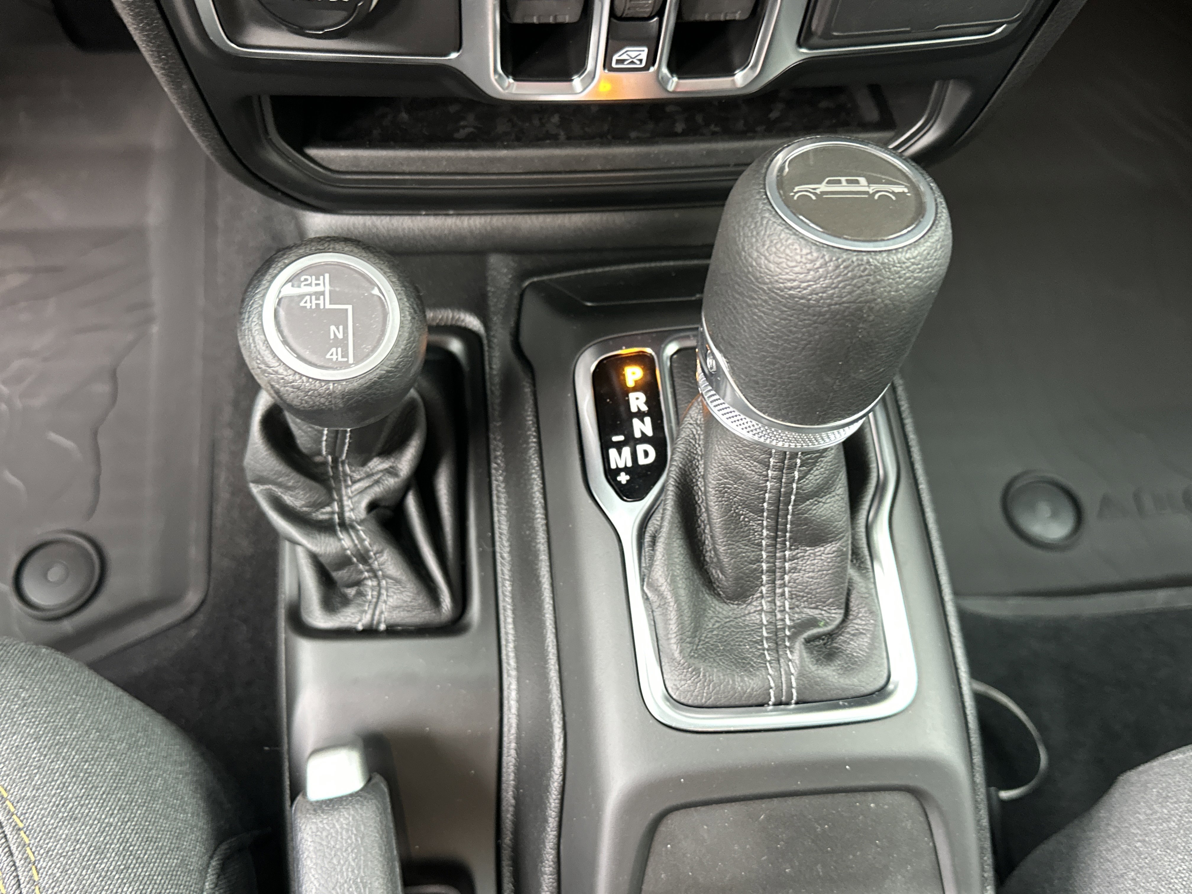 New 2026 Jeep Gladiator Sport image 4