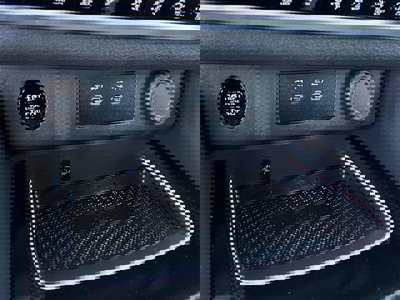 Certified 2025 Nissan Rogue SL w/ Tech Package image 19