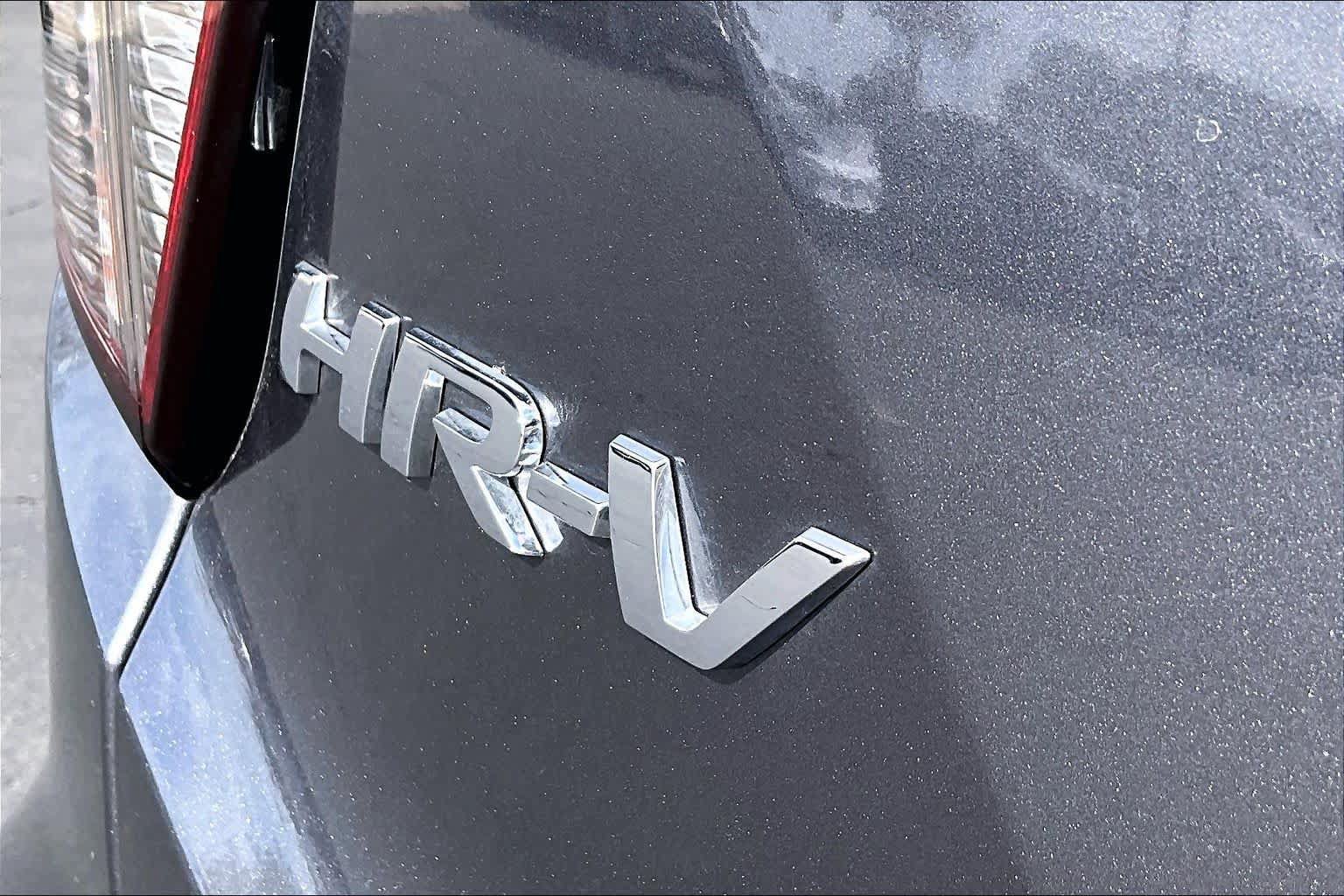 Used 2022 Honda HR-V EX image 9