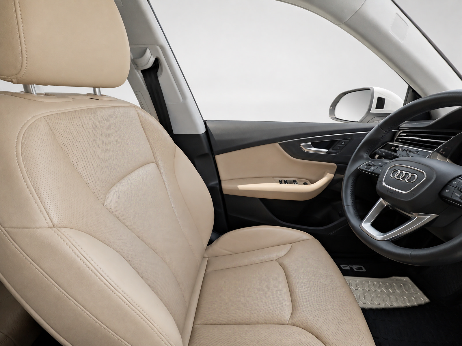 Used 2019 Audi Q8 Premium Plus w/ Premium Plus AWD/4WD image 16