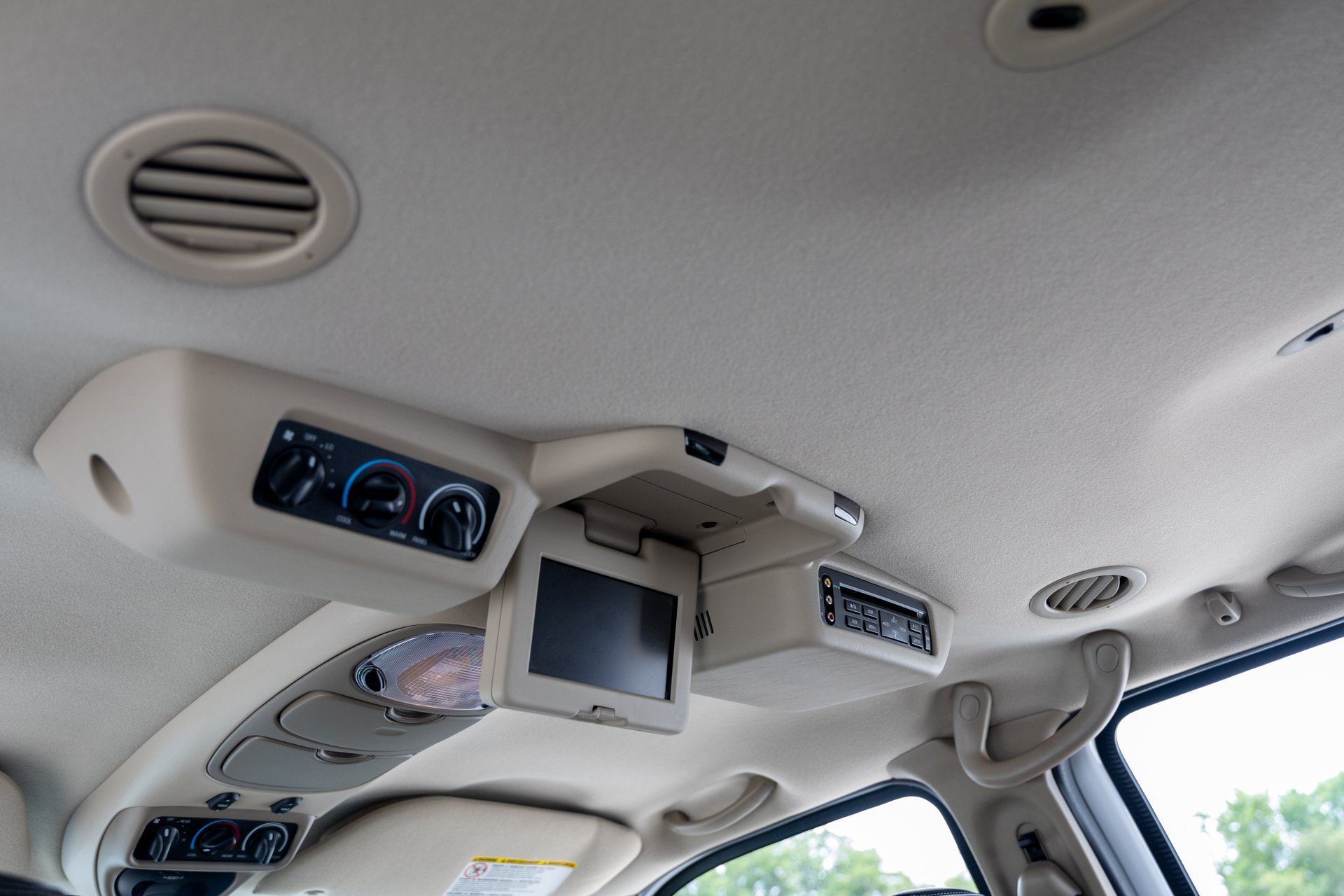 Used 2005 Ford Excursion Eddie Bauer AWD/4WD image 31