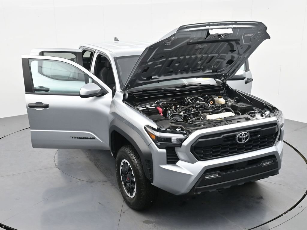 Used 2024 Toyota Tacoma TRD Off-Road image 38