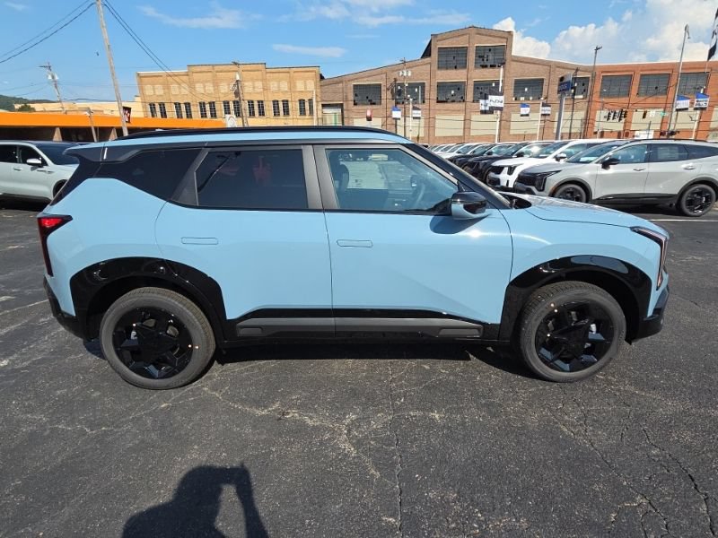 New 2027 Kia Seltos X-Line S w/ X-Line S Premium Package AWD/4WD image 8