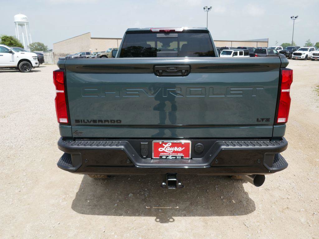 New 2026 Chevrolet Silverado 3500 LTZ w/ LTZ Plus Package AWD/4WD image 6