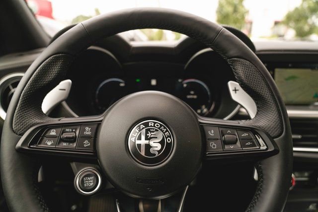 New 2025 Alfa Romeo Stelvio Sprint image 27