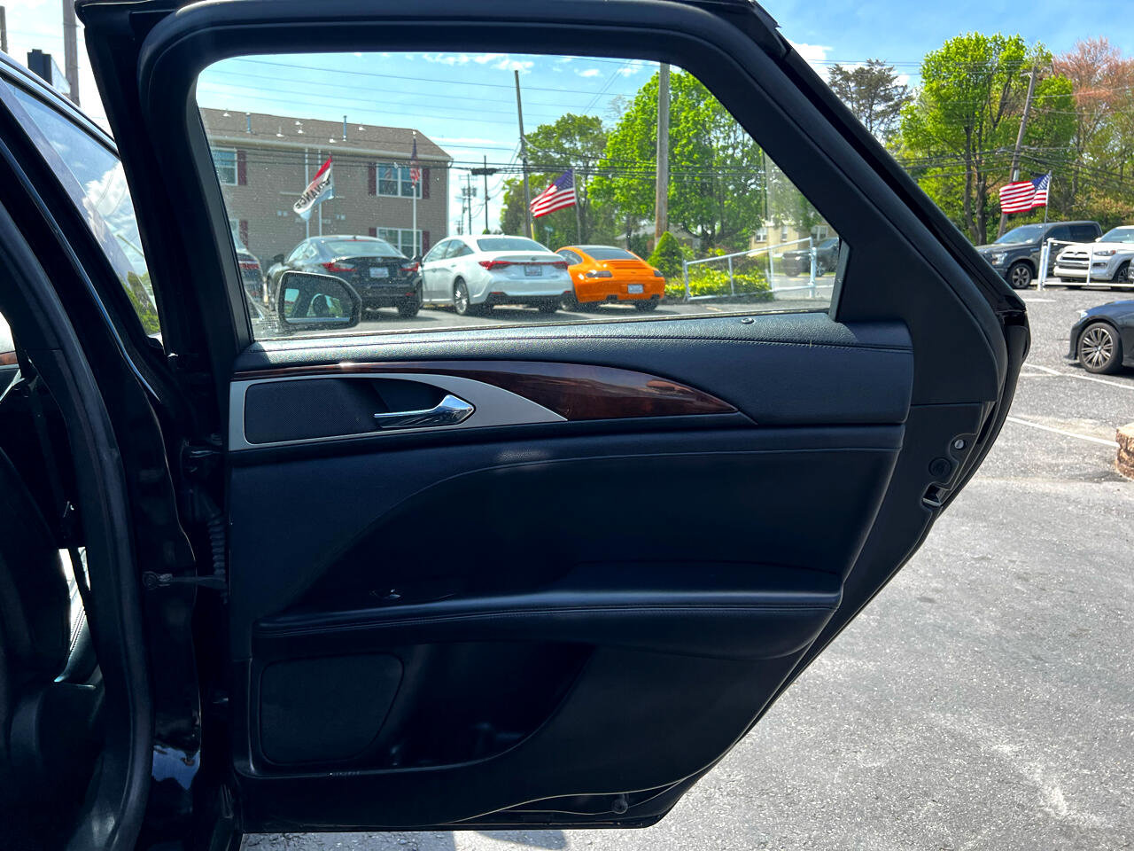 Used 2018 Lincoln MKZ Select w/ Select Plus Package image 24