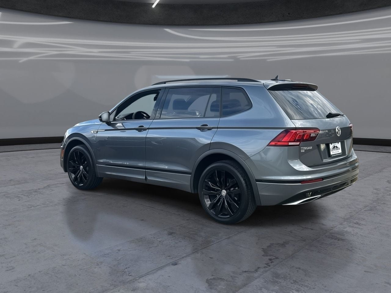 Certified 2021 Volkswagen Tiguan SE R-Line FWD image 4