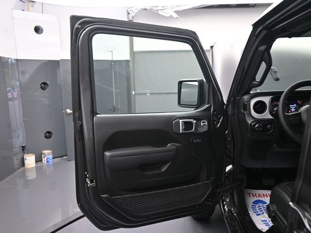 New 2025 Jeep Gladiator Sport image 28