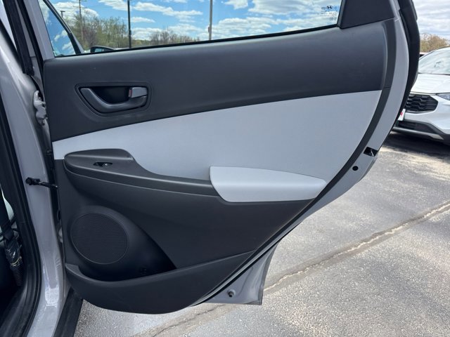 Used 2023 Hyundai Kona SEL AWD/4WD image 25