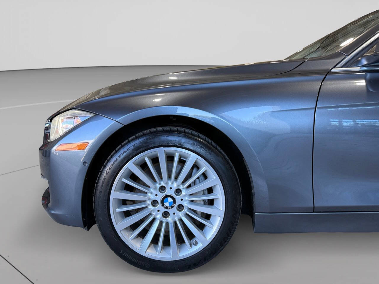 Used 2012 BMW 335i Sedan RWD image 9