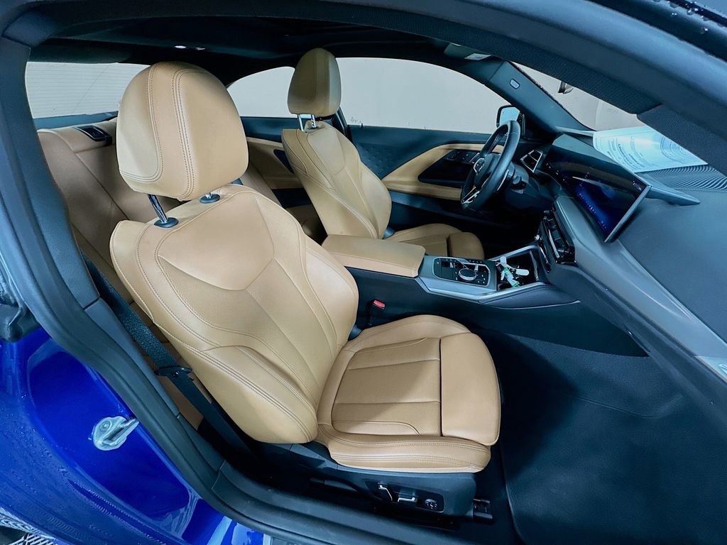 Used 2025 BMW M240i Coupe RWD image 36