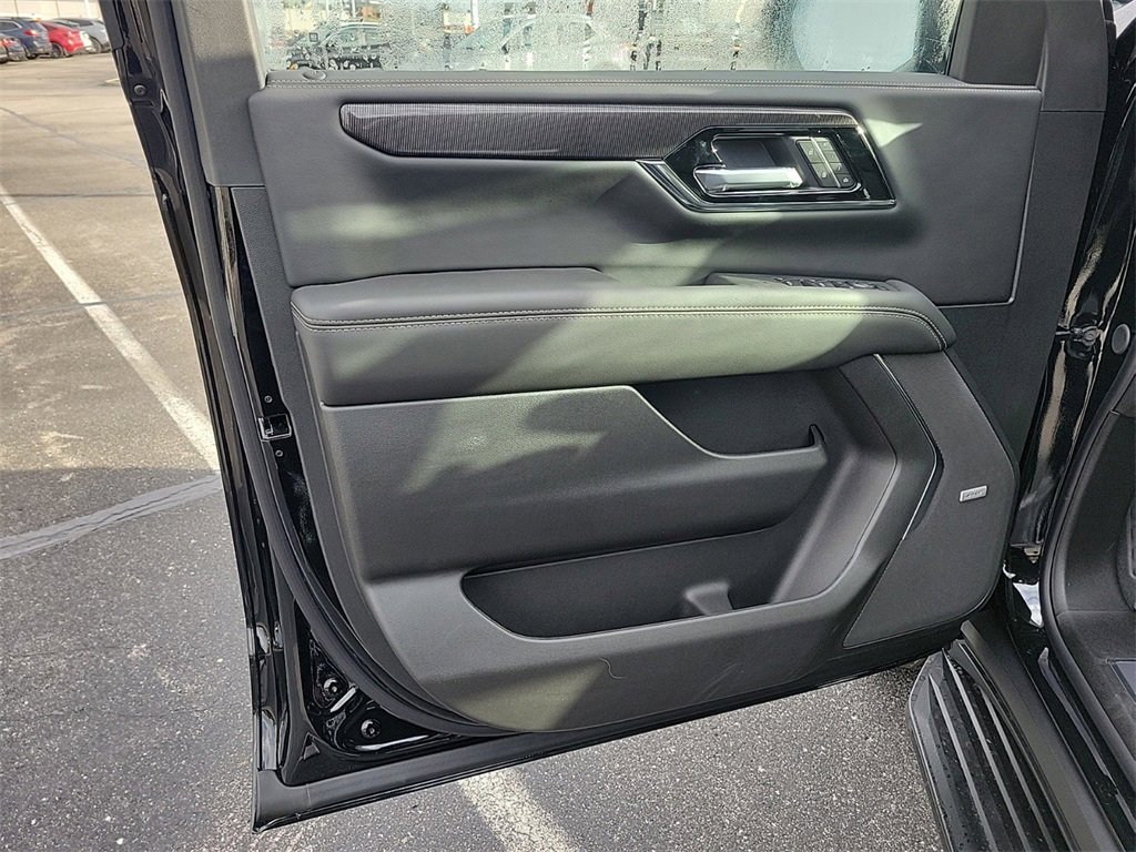 New 2026 GMC Yukon Elevation image 19