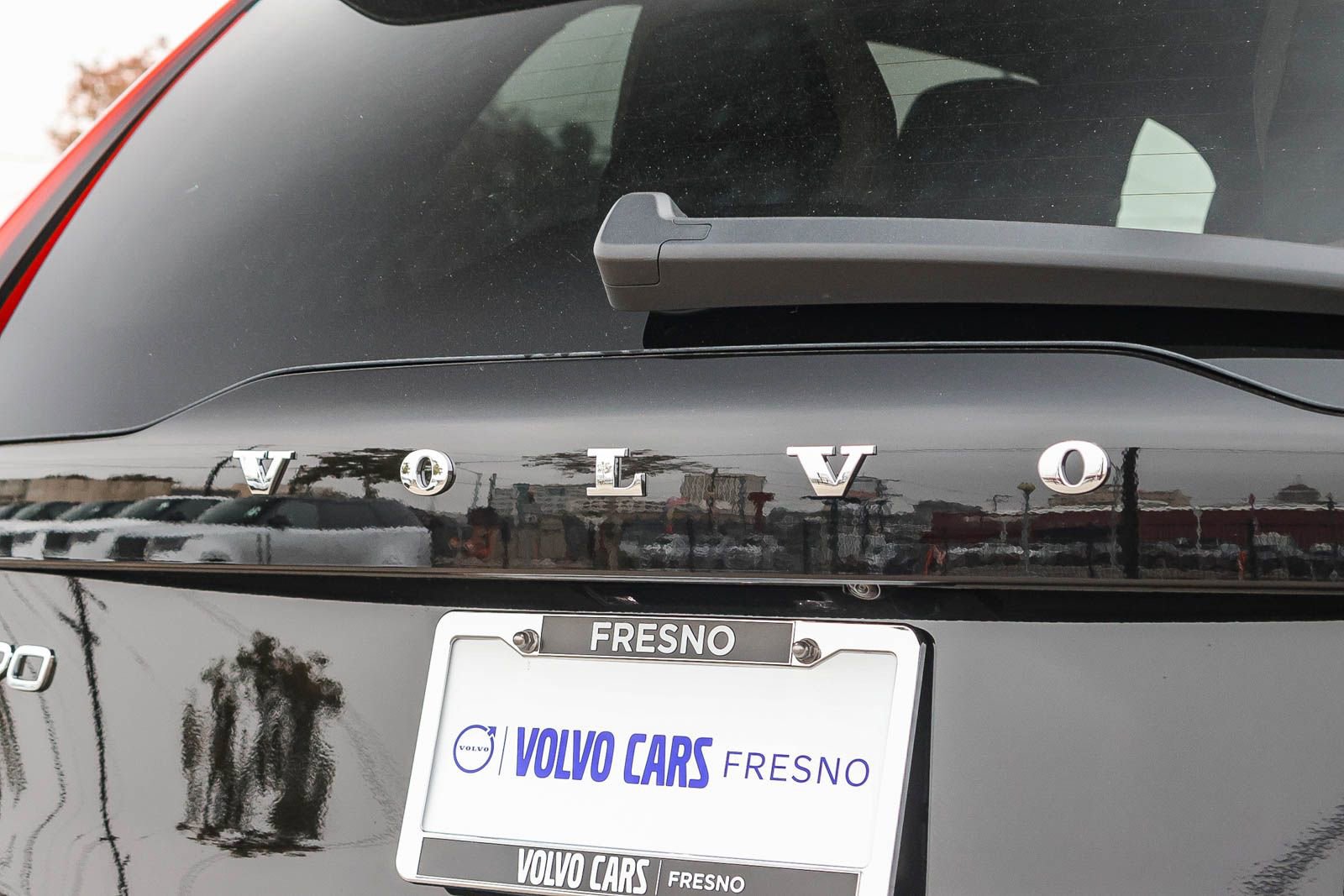 New 2026 Volvo XC90 T8 Plus w/ Protection Package Premier image 12