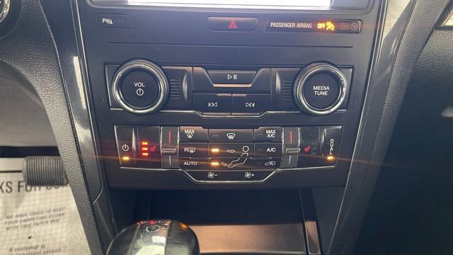 Used 2019 Ford Explorer XLT w/ Equipment Group 202A image 42