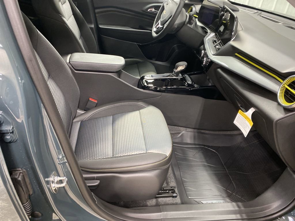 New 2026 Chevrolet Trax LT FWD image 19