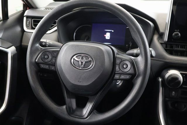 Certified 2024 Toyota RAV4 LE AWD/4WD image 15