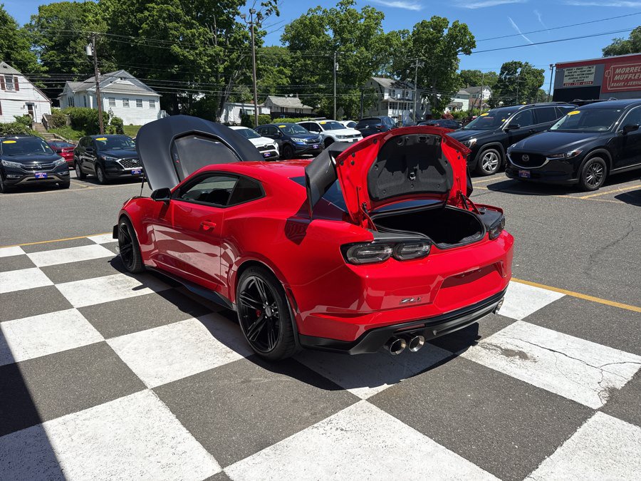 Used 2021 Chevrolet Camaro ZL1 RWD image 31