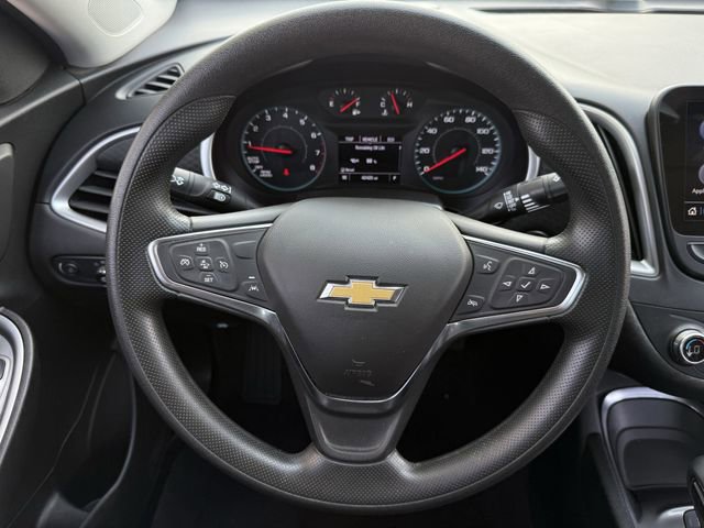 Used 2025 Chevrolet Malibu LT FWD image 15