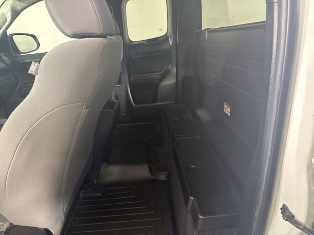 Used 2021 Toyota Tacoma SR RWD image 13