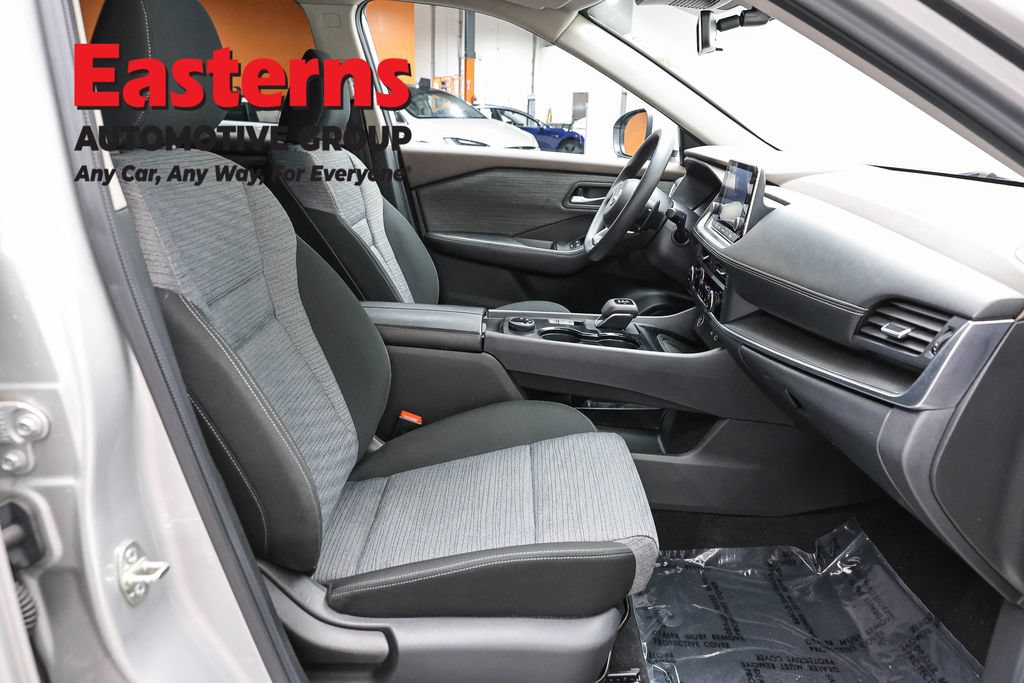 Used 2023 Nissan Rogue SV AWD/4WD image 82