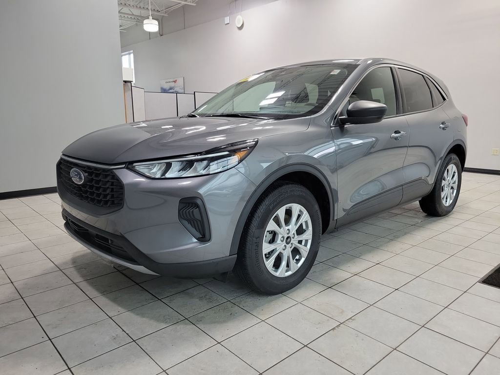 Used 2023 Ford Escape Active w/ Tech Pack #1 image 4