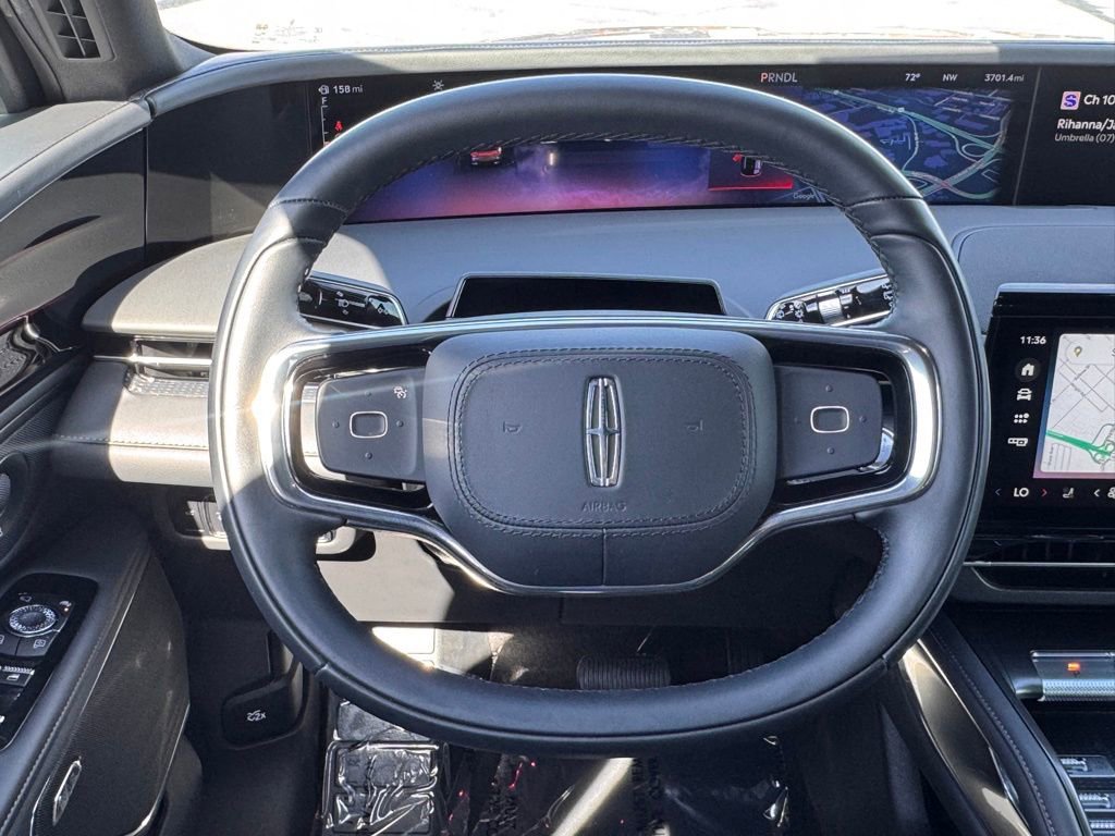 Used 2025 Lincoln Nautilus Reserve w/ Jet Appearance Package image 23