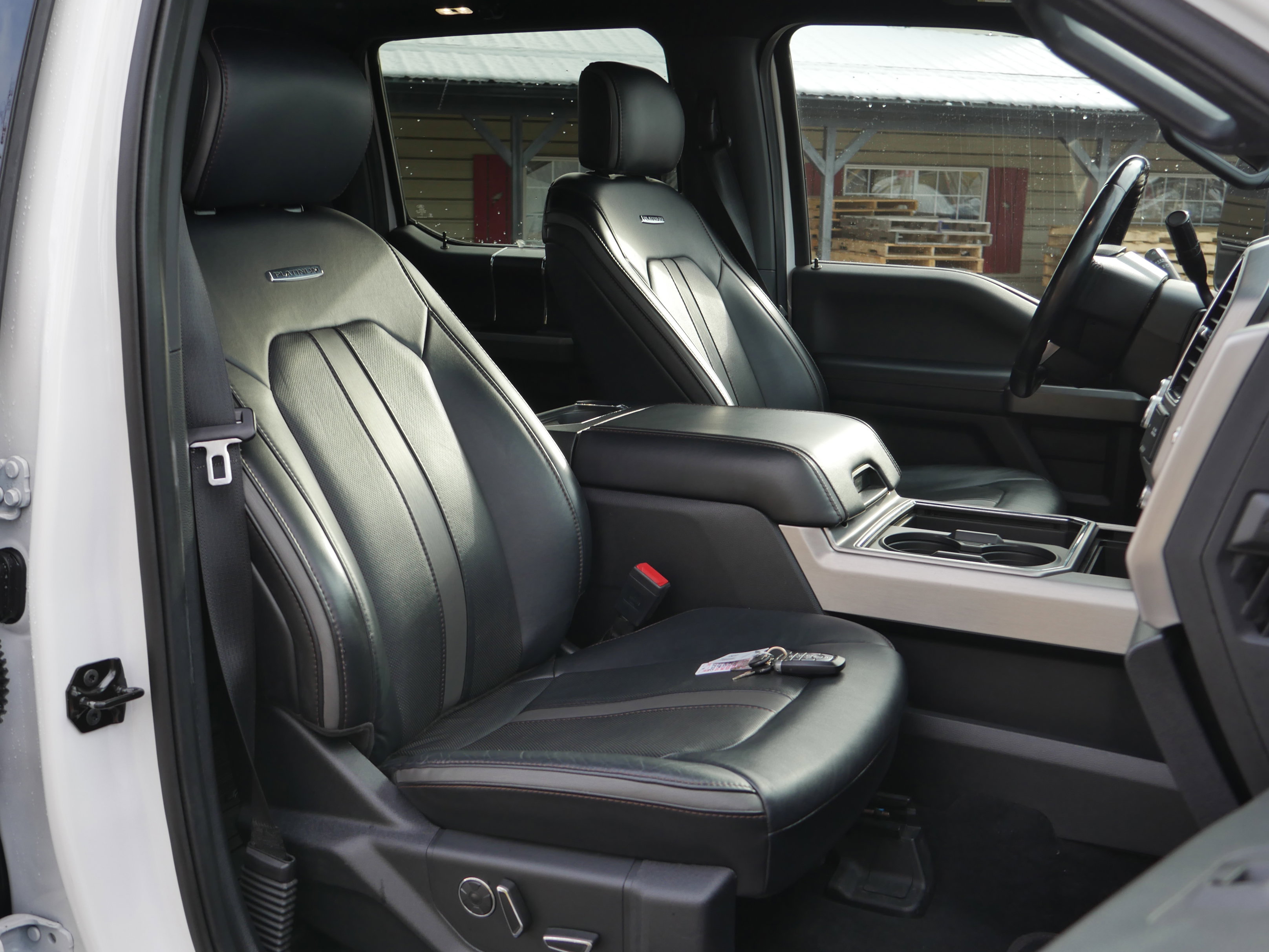 Used 2019 Ford F250 Platinum w/ Platinum Ultimate Package image 29