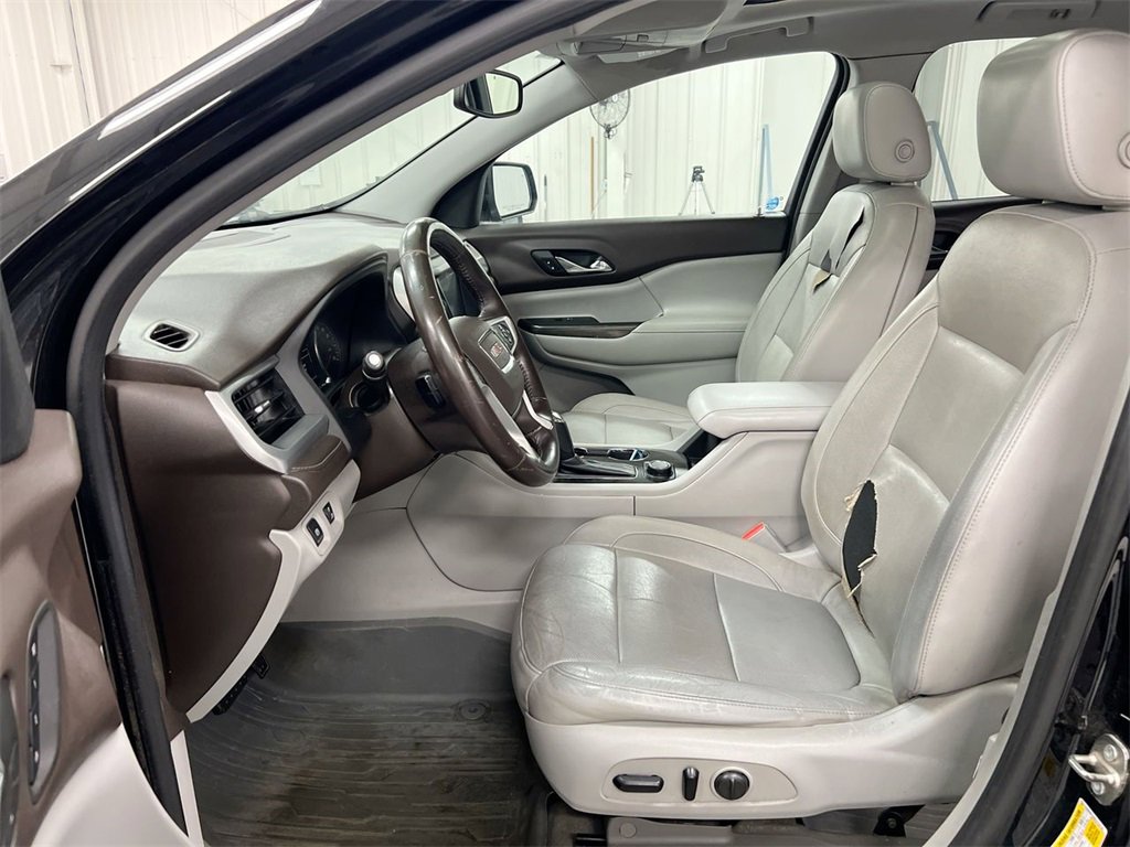 Used 2017 GMC Acadia SLT image 19