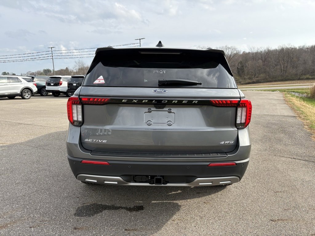 New 2026 Ford Explorer Active w/ Active Comfort Package image 4